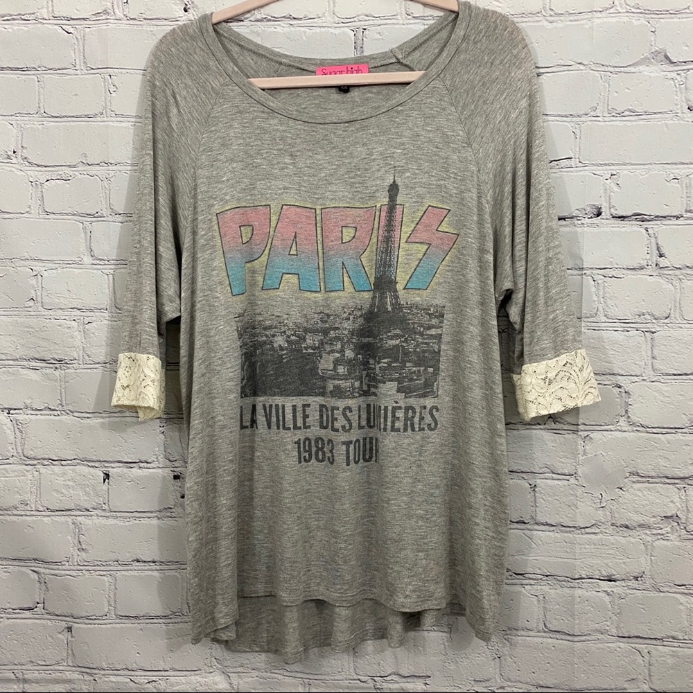 Paris Sugar High graphic Tee Lace on Sleeve